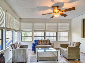Coastal Getaway in Seminole < 3 Mi to Beach!