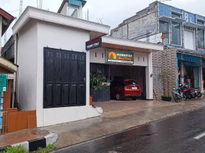 OYO 93363 Senja Dieng Homestay Syariah