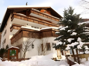 Hotel Alpenroyal