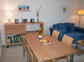 Charter Court, SALISBURY