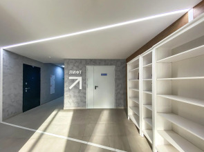 Cosmos (Космос) на улице Революции 52В