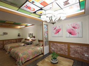 First Place B&B - Hualien Railway Station