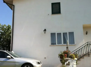 Airport Relax bed and breakfast