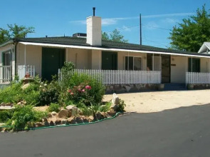 Raccoon Lodge Holiday Home