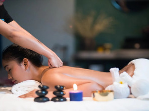 La Residence Blanc DAngkor