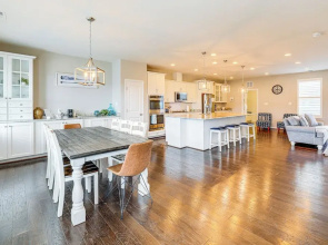 Spacious Townhome 2 Mi to Bethany Beach Boardwalk