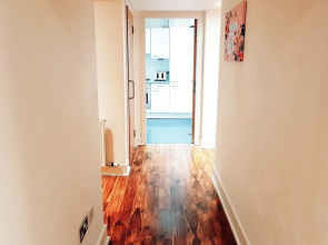 Stunning Spacious  Flat In Glasgow City