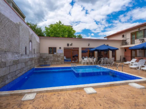 Family Hotel Preslav