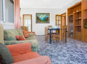 Alonso in Vidreres With 4 Bedrooms and 1 Bathrooms