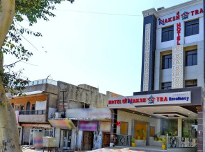 OYO 7011 Shri Nakshatra Excellency