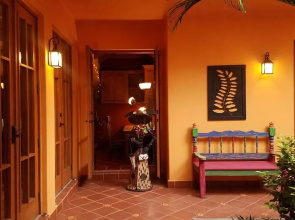 Casa Encantada 3 BR by Casago
