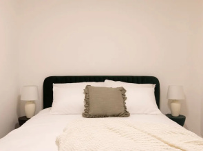 Huge & Lovely Unit 2BR 2BT By the beach