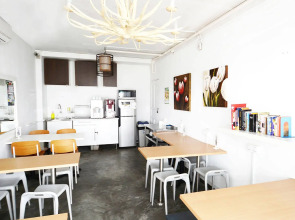 5footway.inn Project Chinatown 2