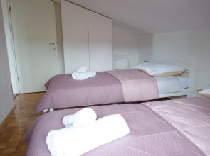 Apartment Željko - affordable and with sea view A1 Maslinica, Island Solta