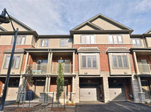 Extravagant Brand New Town House