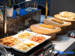 Grace Inn Hotel (Linyi Luozhuang District Ginza Shopping Plaza)