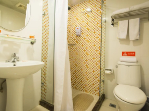 Home Inn Lhasa Zhaji Temple