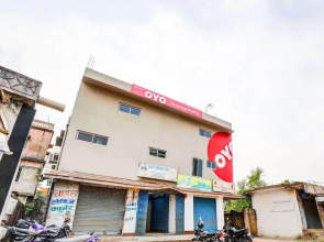 OYO 19609 Hotel Rajprabha