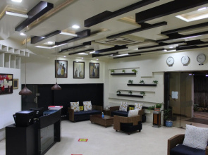 The Elite Suites
