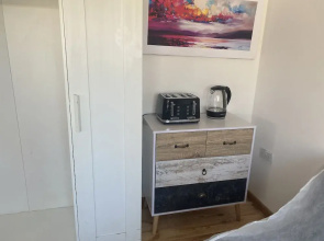 Beautiful 1-bed Studio in Porthcawl Near Beach