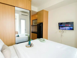 Studio Furnished With Comfortable Design Apartment At B Residence