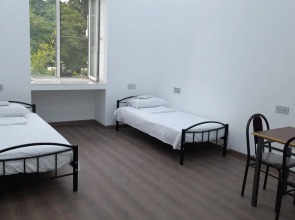 Хостел White City