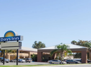 Days Inn Bakersfield