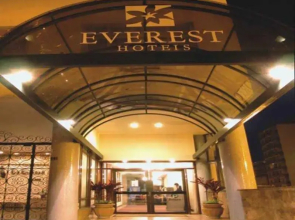 Everest Porto Alegre Hotel