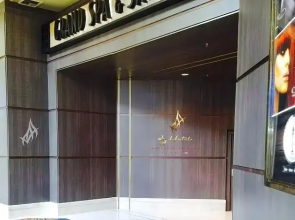 Abz Signature Deluxe Suites