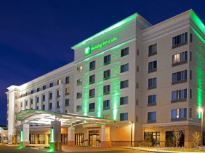 DoubleTree by Hilton Denver International Airport