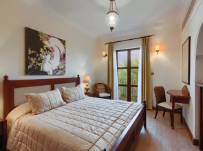 Aphrodite Hills Apartments