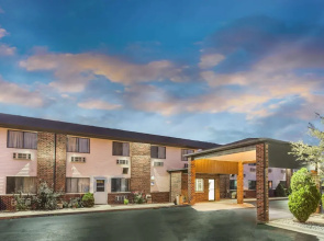Super 8 Bourbonnais/Kankakee Area