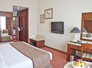 Отель Regent Palace Hotel