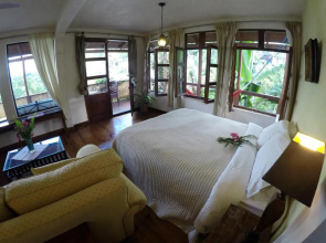 Casa Lobo Bungalows