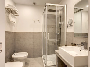 Hotel 87 Eighty seven