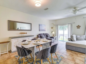 9 Mi to Disney! Regal Palms Resort Condo w/ Pools