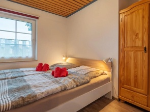 Awesome Apartment in Friedrichskoog-spitze With 2 Bedrooms and Wifi