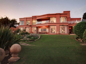 Xanadu Guest Villa
