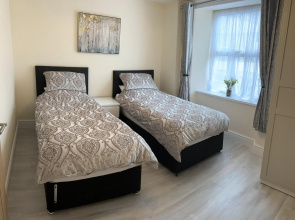 Beautiful 1 BD Ground Floor Apt on the edge of Street and Glastonbury in Somerset