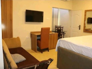 Bronx Suite by Jaynice Homes Lekki