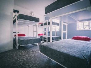Macondo Guest House