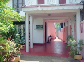 Western Park Guest House