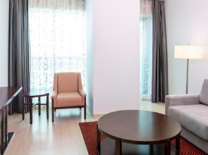 Отель Four Points by Sheraton Sharjah