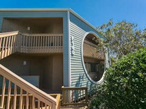 Hibiscus F103 Free Activities,oceanfront, Wifi, 3 Pools