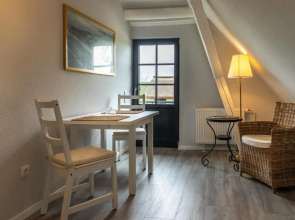 Ferienhaus Büdnerstube FeWo 5 Gartennutzung, ruhige Lage, Sauna und Schwimmbadnutzung im Nachbarort Sellin