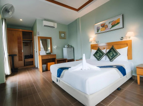 Chilli Hotel & Restaurant