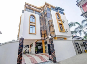 Collection O 84607 The Transit