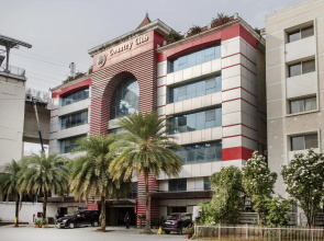OYO 1410 Country Club Begumpet