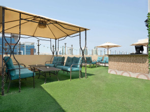 Howard Johnson Plaza By Wyndham Dubai Deira