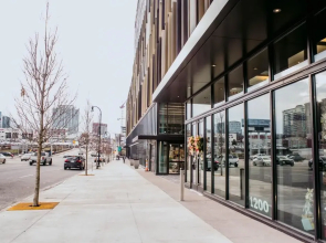 Nashville Sophisticated 1BD 1BA Apartment